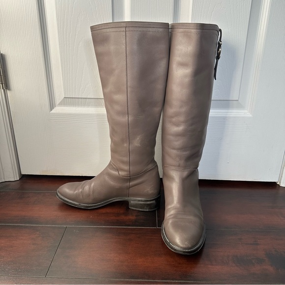 Size 9 Salvatore Ferragamo Women’s Fersea Gancini Grey Leather Riding Boots - Picture 14 of 16